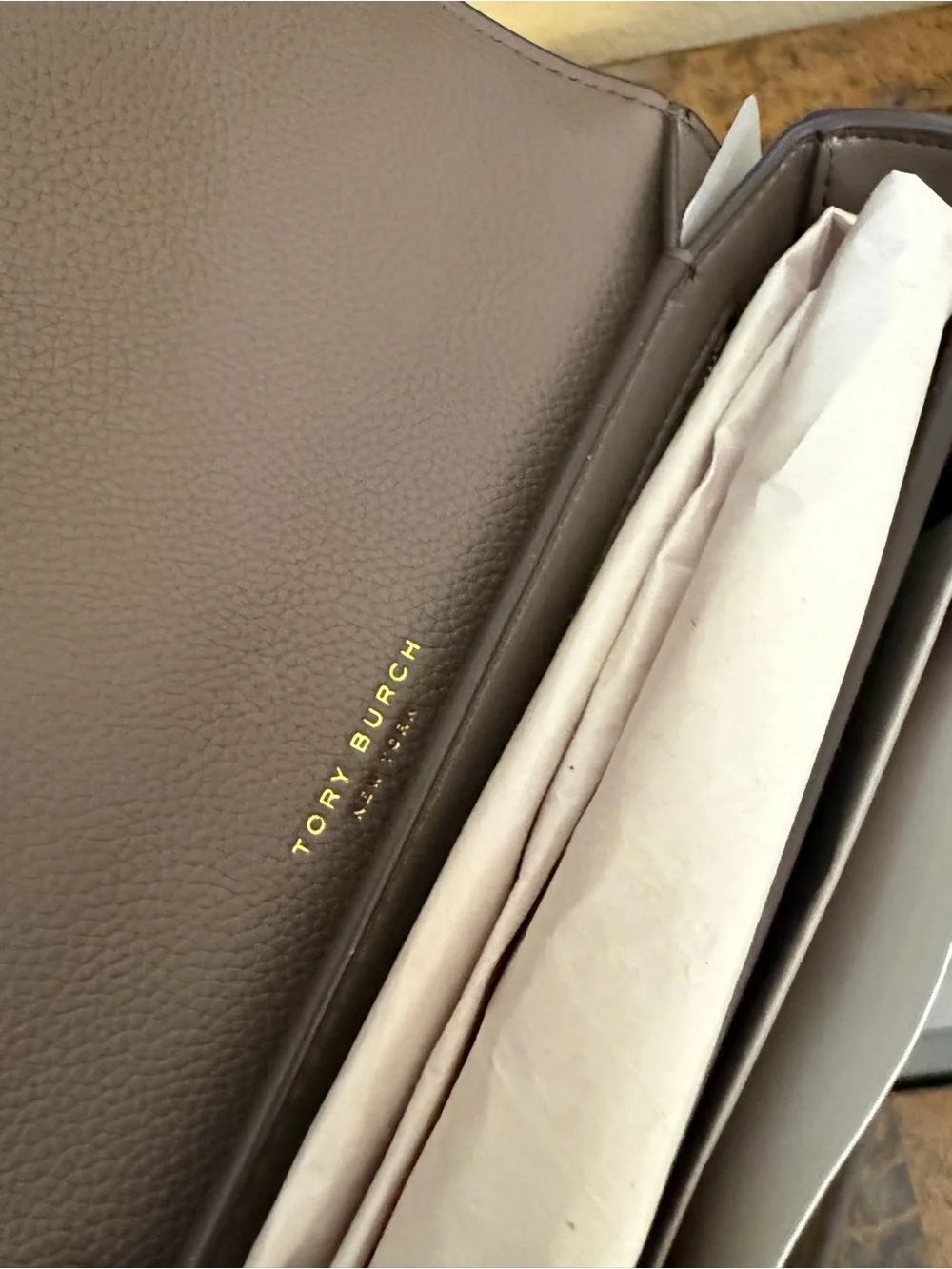 Tory Burch Britten Convertible Shoulder Bag( Sold)